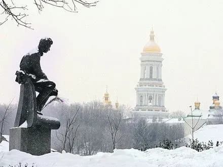 Сьогодні в Україні вшановують пам'ять Героїв Крут