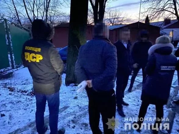 На Хмельниччині викрили на хабарі в тисячу доларів керівництво ОТГ