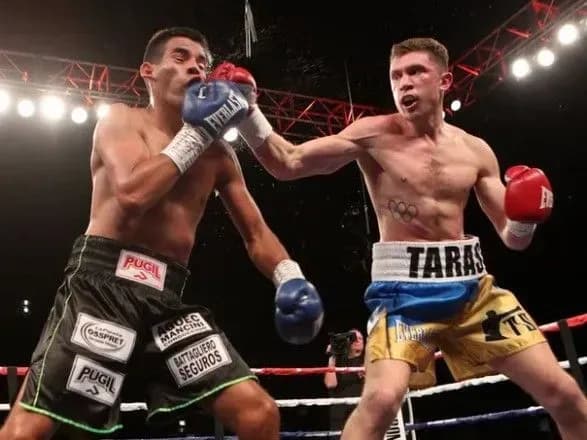Непереможний український боксер здобув перемогу над аргентинцем