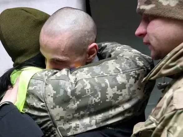 Мінветеранів знайшло роботу та місце проживання для семи звільнених з полону українців та їх сімей