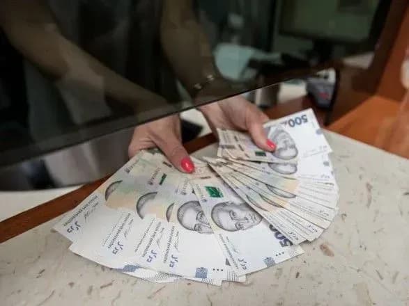 Вклади українців у банках ФГВФО за рік зросли на 8%