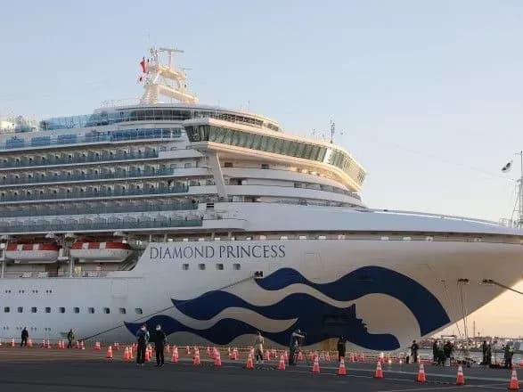 Ще один українець заразився коронавірусом на круїзному лайнері Diamond Princess - ЗМІ