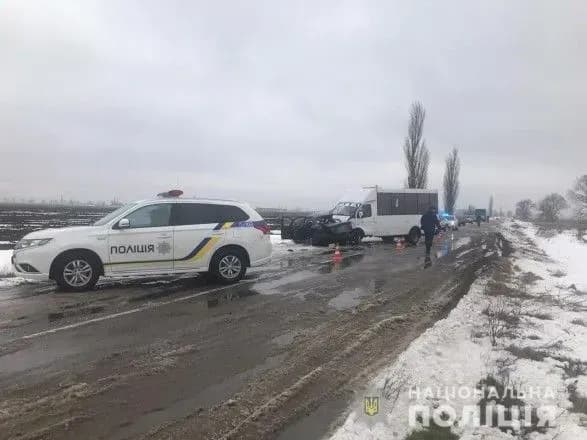 На Херсонщині зіткнулись легковик і автобус, загинули три людини
