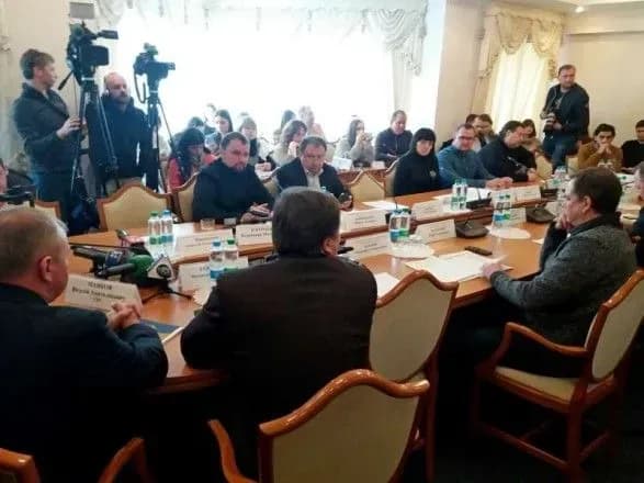 У справі щодо "прослушок Гончарука" обшуки проводилися у представників Кабміну – СБУ