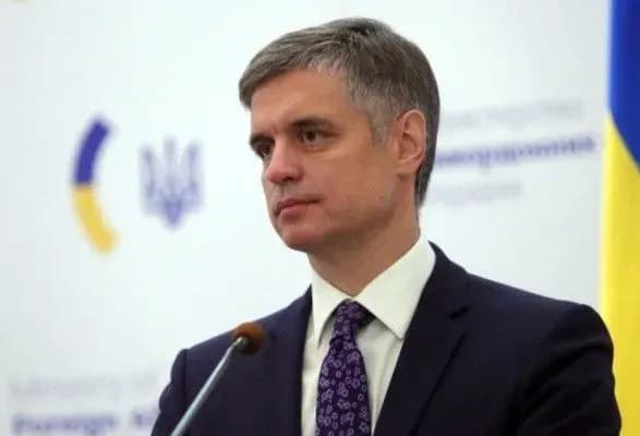 Пристайко у Мюнхені обговорить допомогу родинам загиблих у катастрофі літака МАУ