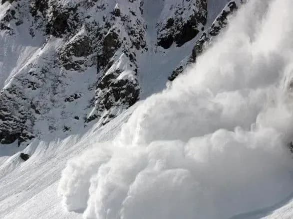 У ДСНС попередили про лавинну небезпеку на Прикарпатті