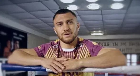 Бой чемпионов: Ломаченко объявил дату и место проведения боя с Лопесом