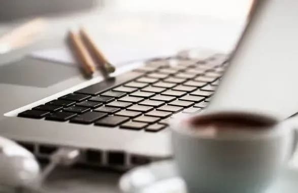 У службі зайнятості розповіли, кому у Києві важко знайти роботу