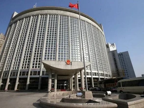МЗС Китаю прокоментувало закриття кордону Росією для китайських громадян через коронавірус