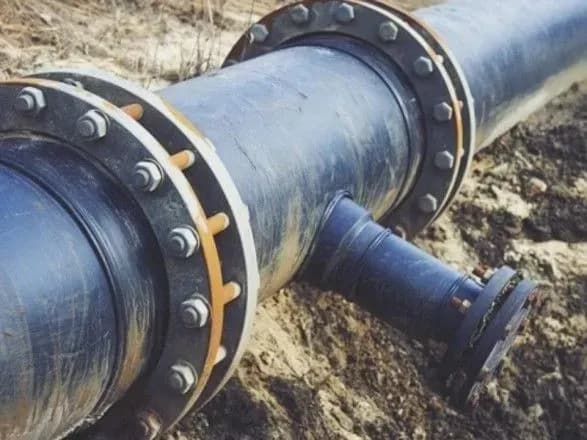 Двох жителів Сумщини судитимуть за невдалу спробу вкрасти нафту і пожежу на свердловині