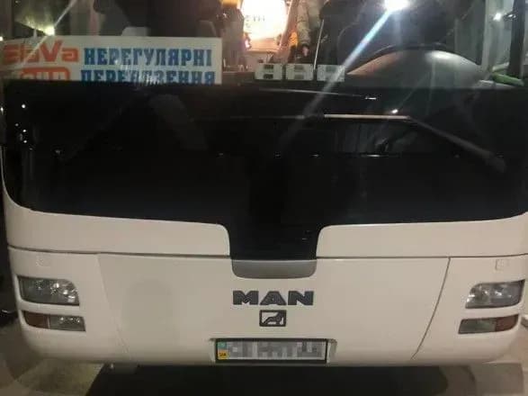 У Румунію не пустили автобус із каратистами, в якому перевозили контрабандні сигарети