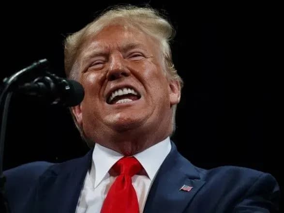 Трамп продовжив санкції щодо РФ через агресію проти України