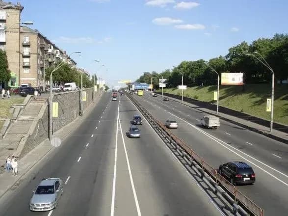 В п'ятницю на проспекті Перемоги обмежать рух транспорту