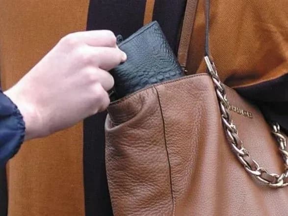 Суддю Окружного адмінсуду Києва обікрали на ярмарку