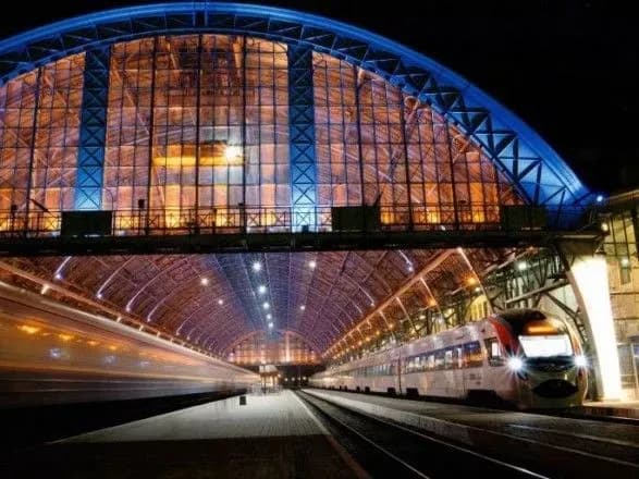 До 8 березня українцям призначили 22 додаткових поїзди