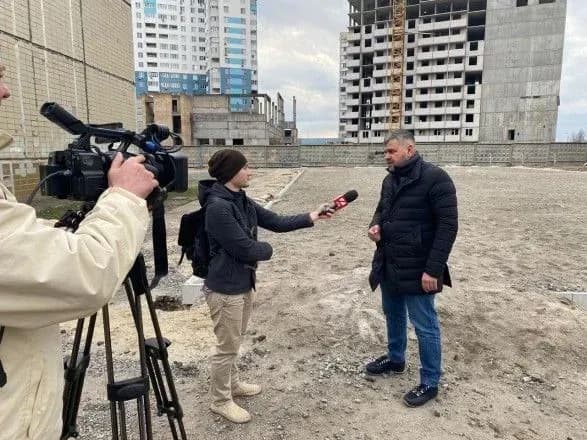 Депутати "футбольної" ТСК виїхали на інспекцію міні-майданчиків, які завод "ФФУ Продакшн" не будував - заява