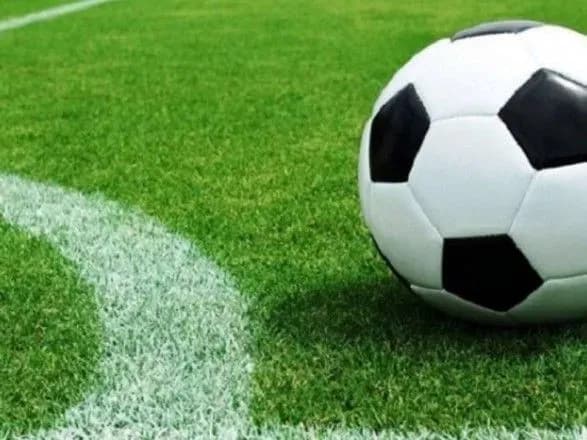 Члени "футбольної" ТСК сьогодні відвідають побудовані міні-поля у Києві