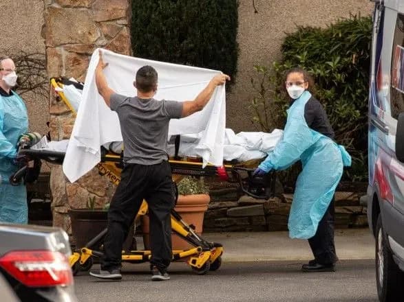 Пандемія коронавірусу: Трамп вирішив розкритикувати медиків США через "неефективність"