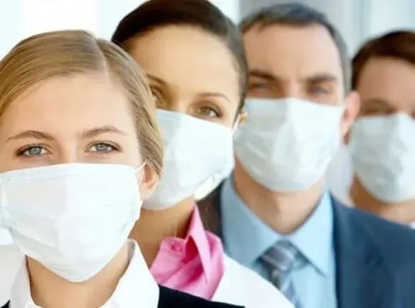 Захисна маска: розповідаємо про особливості використання