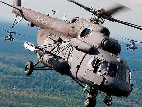 На півночі Росії невідомі обстріляли вертоліт з вантажем пального