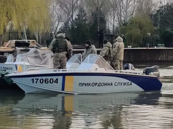 На Одещині браконьєр напав з ножем на прикордонника через 150-кілограмову білугу