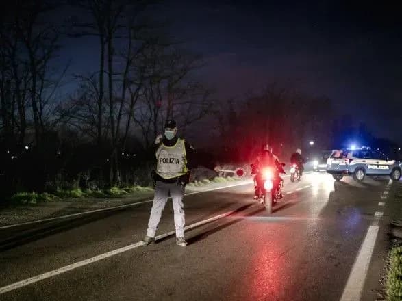 Пандемія COVID-19: новий рекорд смертності за добу в Італії, 4 825 смертей - загалом, понад 53 тисячі - хворі