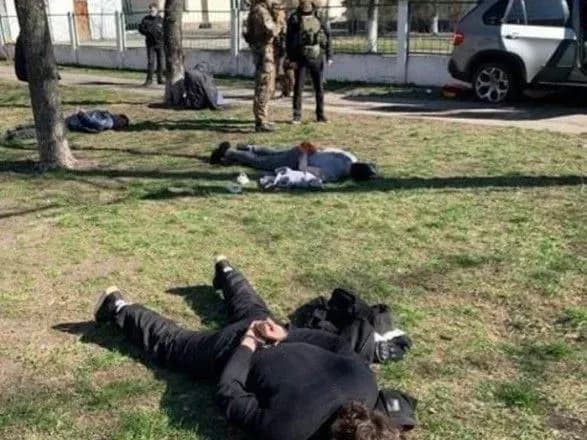 У Києві взяли під варту осіб, які напали і відібрали у підприємця 2,8 млн грн