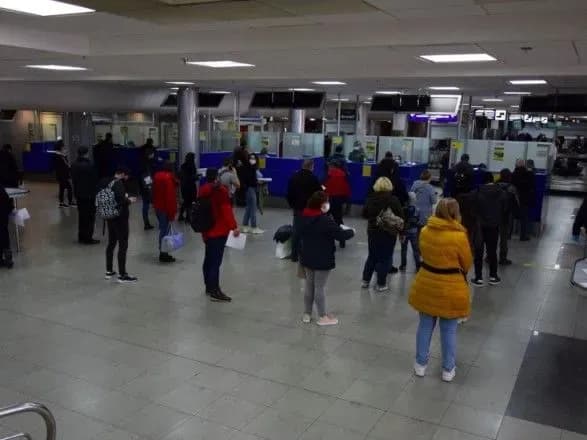 За добу в Україну повернулось ще понад 16 тис. осіб, їх направили на самоізоляцію