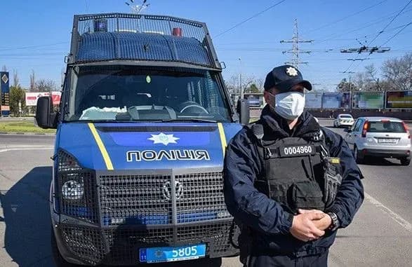 Аваков: для українців, які прибувають з-за кордону, введуть примусову обсервацію