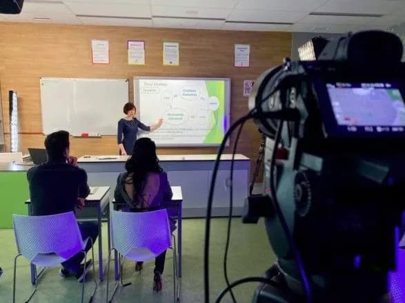 "Онлайн-школу" по ТБ також зможуть дивитись школярі з окупованих Донбасу та Криму - ОП