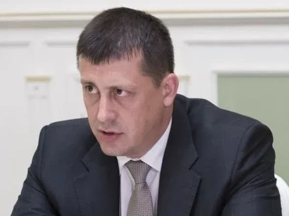 Спеціаліст застеріг від масового використання апаратів ШВЛ при COVID-19: люди помиратимуть від сепсису