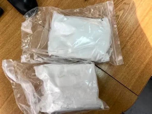 В Киеве таможенники обнаружили в посылке из КНР незаконно ввезенные стероиды