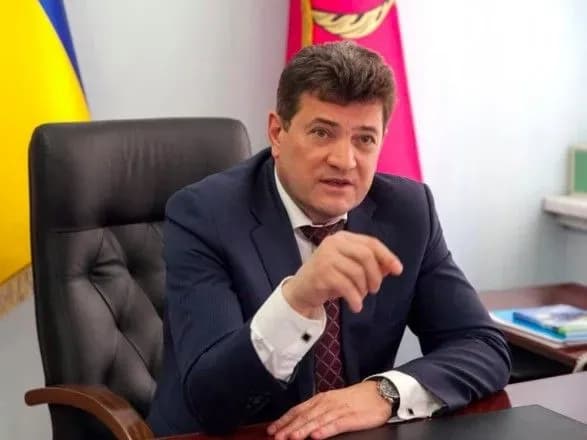 Меру Запоріжжя через невиконання постанови Кабміну вручили повістку до суду