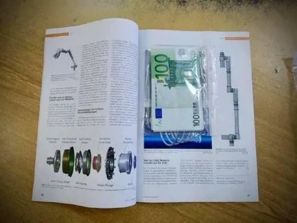 В течение недели таможенники изъяли полторы тонны сыра скрытого в вытяжках, а также валюту спрятанную в шоколад