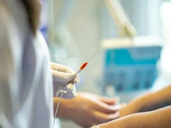 У Києві лікують понад 400 хворих на пневмонію