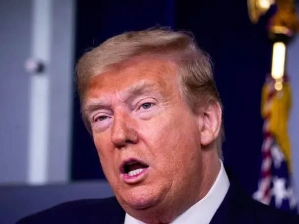 Трамп анонсував зняття частини карантинних обмежень у ряді штатів
