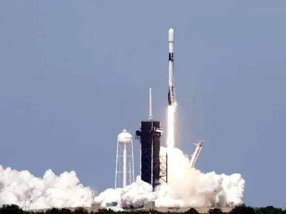 SpaceX здійснили запуск ракети-носія з 60 супутниками Starlink