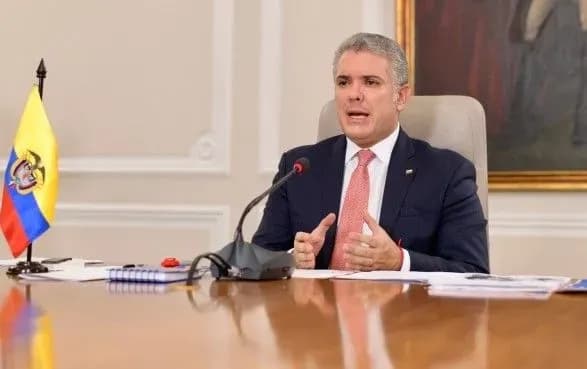 Президент Колумбії назвав недоцільним відновлення чемпіонату країни з футболу