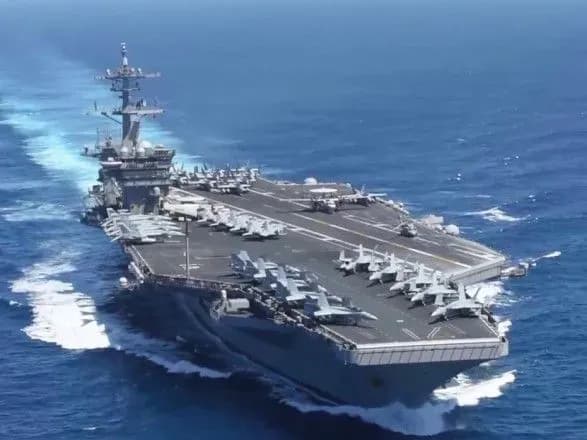 На борту авіаносця ВМС США Theodore Roosevelt виявили 777 випадків COVID-19