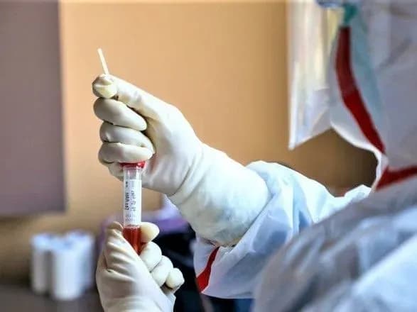 Уряд затвердив тарифи на лікування хворих на COVID-19