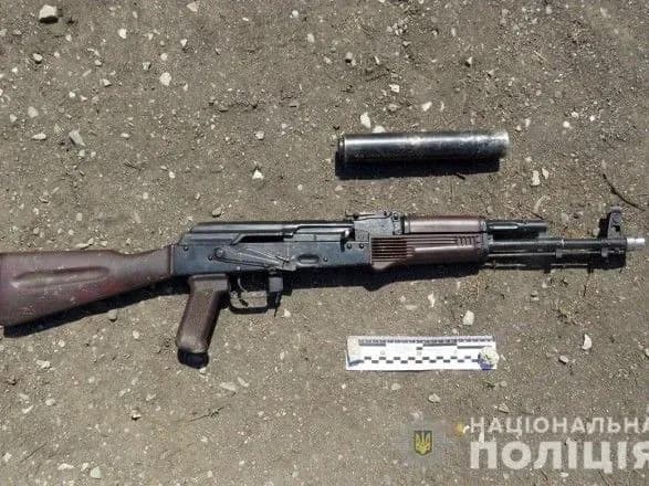 На Донеччині у чоловіка вилучили зброю та боєприпаси