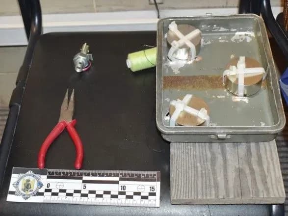 У Києві адвокат намагався пронести до Печерського райсуду вибухонебезпечну скриньку