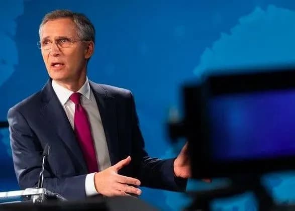 КНР і Росія продовжують поширювати дезінформацію про коронавірус - Столтенберг