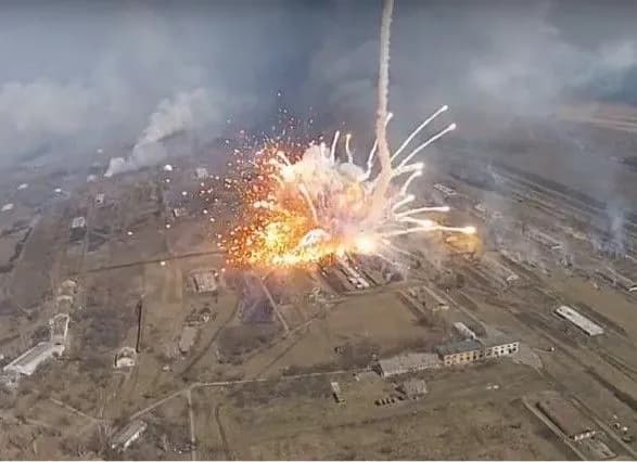 Арахамія про вибухи у Балаклії: є дві полярні версії подій