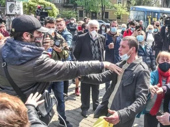 В Одесі під час заходів на Куликовому полі затримали двох осіб