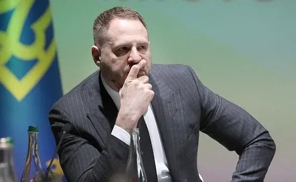 Єрмак заявив, що пік захворюваності на COVID-19 очікується до середини травня