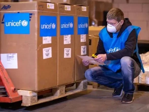 ЮНІСЕФ надав Україні допомогу на 16 млн грн у відповідь на COVID-19