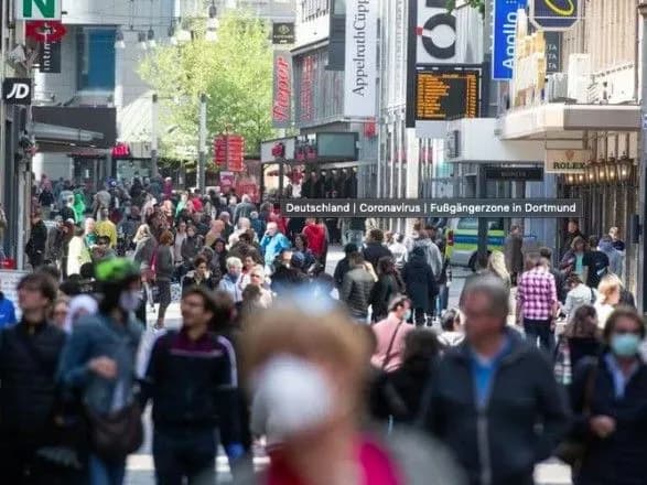 Німеччина має намір вже у травні відкрити магазини і школи
