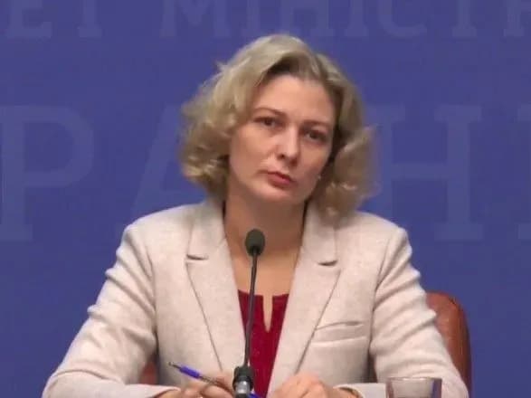 Кабмін звільнив Монахову із посади мовного омбудсмена