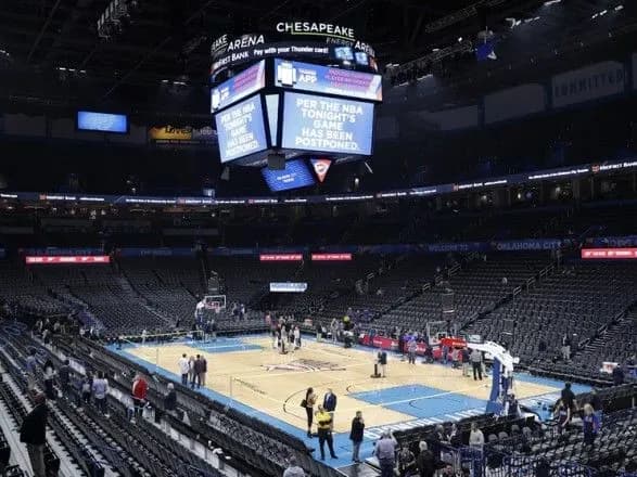 НБА розглянула варіант проведення наступного сезону без глядачів на трибунах